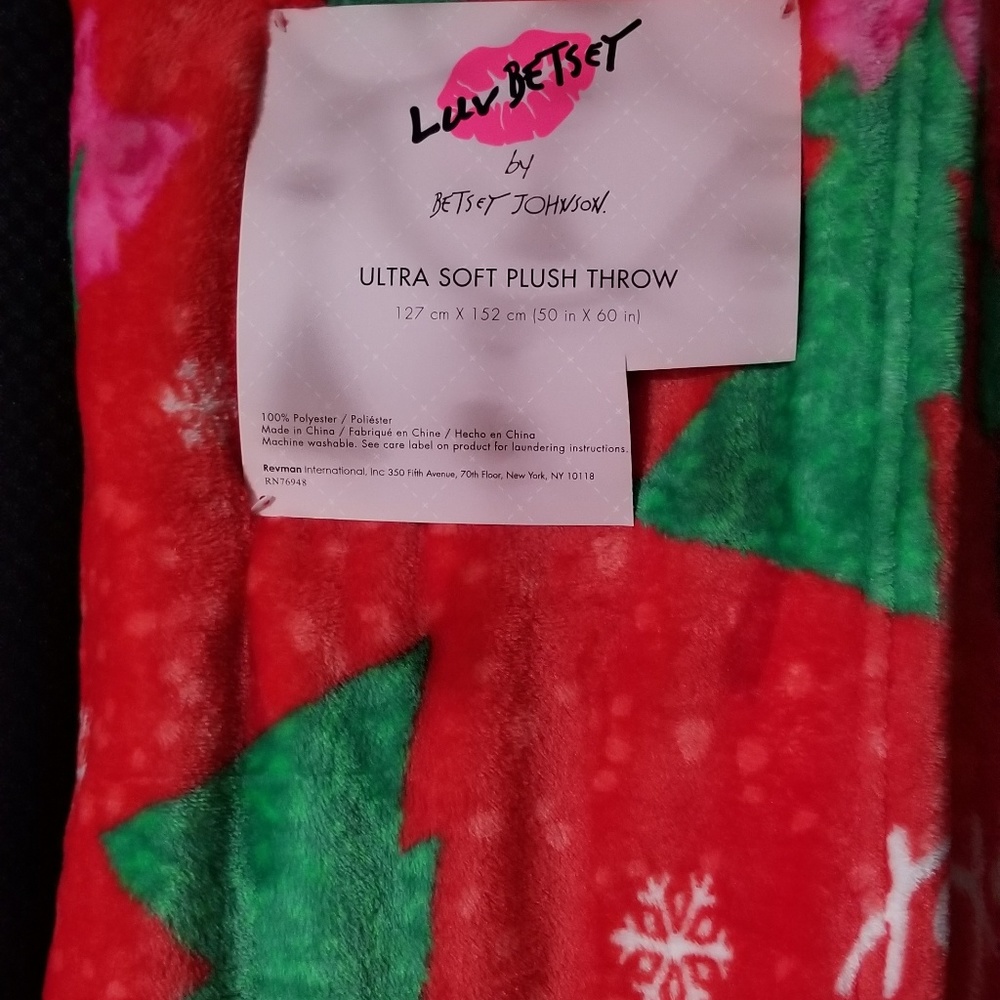 Plush throw